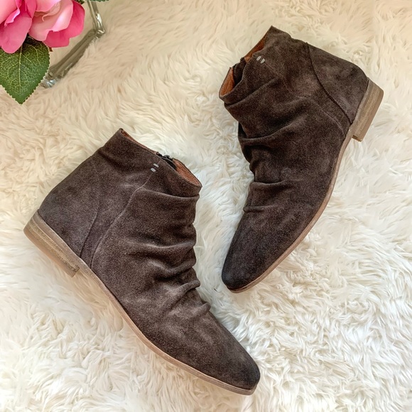 NEW Jeffrey Campbell Suede Booties - Picture 1 of 15
